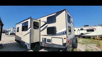 2016 KEYSTONE BULLETT 272BHS   - Photo 5 - Aurora, MO 65605