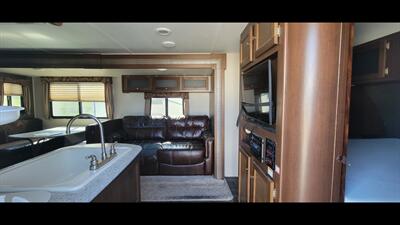 2016 KEYSTONE BULLETT 272BHS   - Photo 10 - Aurora, MO 65605