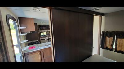 2016 KEYSTONE BULLETT 272BHS   - Photo 34 - Aurora, MO 65605