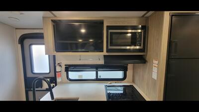 2022 KEYSTONE PASSPORT 3401QD - Photo 14 - Aurora, MO 65605