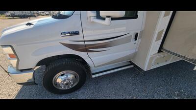 2015 Winnebago MINNIE WINNIE 31H - Photo 54 - Aurora, MO 65605