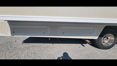 2015 Winnebago MINNIE WINNIE 31H - Photo 51 - Aurora, MO 65605