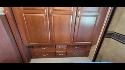2015 Winnebago MINNIE WINNIE 31H - Photo 38 - Aurora, MO 65605