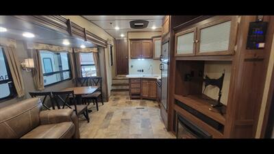 2017 KEYSTONE SPRINTER 269 FWRLS   - Photo 11 - Aurora, MO 65605