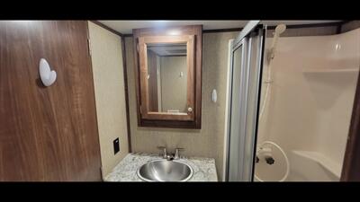 2017 KEYSTONE SPRINTER 269 FWRLS   - Photo 35 - Aurora, MO 65605