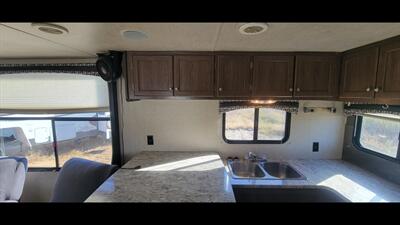 2018 HEARTLAND PIONEER 280RK   - Photo 24 - Aurora, MO 65605