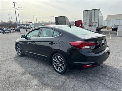 2019 Hyundai Elantra Limited   - Photo 2 - Philadelphia, PA 19136