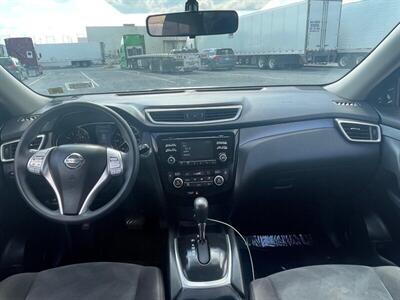 2016 Nissan Rogue SV AWD   - Photo 7 - Philadelphia, PA 19136