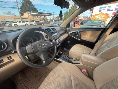 2010 Toyota RAV4   - Photo 6 - Philadelphia, PA 19136