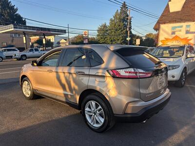 2020 Ford Edge SE   - Photo 2 - Philadelphia, PA 19136