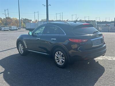 2016 INFINITI QX70   - Photo 2 - Philadelphia, PA 19136