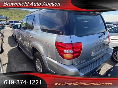 2002 Toyota Sequoia Limited   - Photo 4 - San Diego, CA 92154