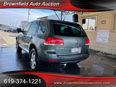 2006 Volkswagen Touareg V6   - Photo 4 - San Diego, CA 92154