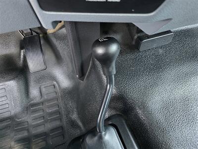 2015 Ford F250 XL Utility 6.2L Gas, 4-wheel drive,ladder  rack! - Photo 7 - Santa Ana, CA 92703