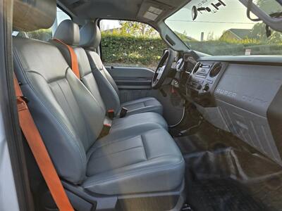 2015 Ford F250 XL Utility 6.2L Gas, 4-wheel drive,ladder  rack! - Photo 14 - Santa Ana, CA 92703