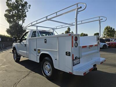 2015 Ford F250 XL Utility 6.2L Gas, 4-wheel drive,ladder  rack! - Photo 6 - Santa Ana, CA 92703
