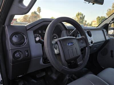 2015 Ford F250 XL Utility 6.2L Gas, 4-wheel drive,ladder  rack! - Photo 13 - Santa Ana, CA 92703