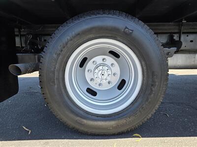 2011 Ford Commercial F-350 Super Duty STAKE BED 6.2L GAS,12FT BED,ONLY 24K MILES,  2000LB PWR LFT GATE! - Photo 16 - Santa Ana, CA 92703