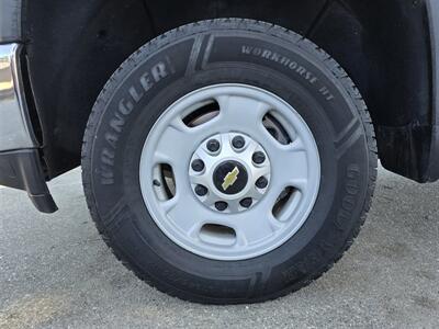 2020 Chevrolet Silverado 2500HD  Utility 6.6L gas,4 new tires. - Photo 17 - Santa Ana, CA 92703