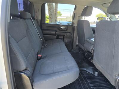 2020 Chevrolet Silverado 2500HD  Utility 6.6L gas,4 new tires. - Photo 18 - Santa Ana, CA 92703