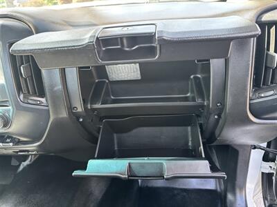 2018 Chevrolet Silverado 3500HD CC UTILITY   - Photo 13 - Santa Ana, CA 92703