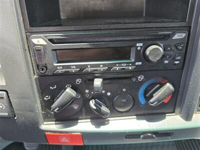 2019 Isuzu Med Duty NRR HD  DUMP 5.2L DIESEL,14FT METAL BED! - Photo 10 - Santa Ana, CA 92703