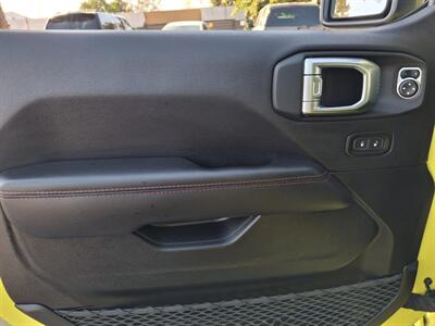 2022 Jeep Wrangler UNLIMITED RUBICON 3.6L, ONLY 36K MILES! - Photo 16 - Santa Ana, CA 92703