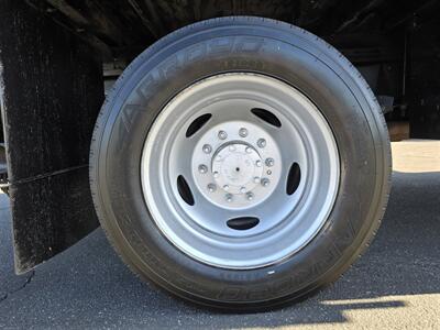 2016 Ford Commercial F-550 Super Duty XL stake bed 6.7l diesel, 2k Power lift gate! - Photo 13 - Santa Ana, CA 92703