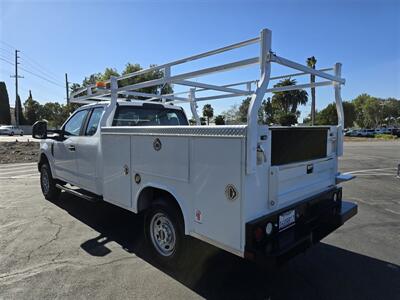 2021 Ford F350 XL UTILITY,6.2L GAS,LADDER RACK!   - Photo 6 - Santa Ana, CA 92703