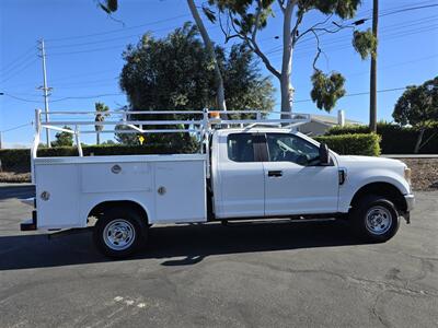 2021 Ford F350 XL UTILITY,6.2L GAS,LADDER RACK!   - Photo 3 - Santa Ana, CA 92703