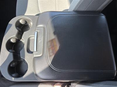 2022 RAM 3500 UTILITY   - Photo 18 - Santa Ana, CA 92703