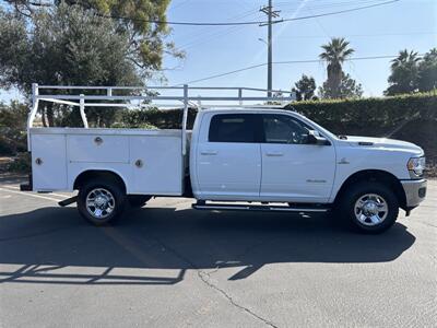 2022 RAM 3500 UTILITY   - Photo 4 - Santa Ana, CA 92703