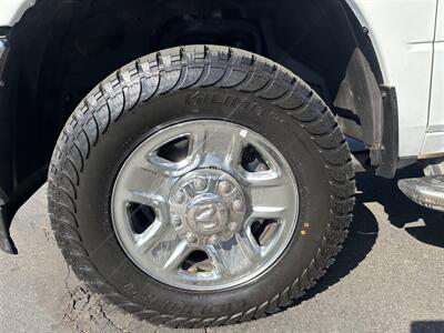 2022 RAM 3500 UTILITY   - Photo 24 - Santa Ana, CA 92703