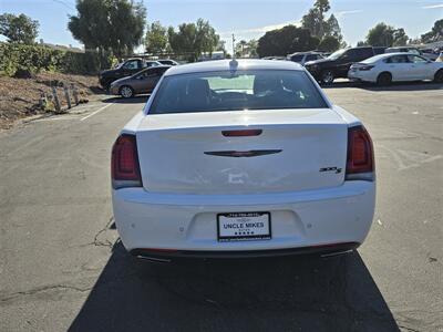 2021 Chrysler 300 Series S  3.6L V6, leather,Panoramic roof,  newer tires,great condition! - Photo 24 - Santa Ana, CA 92703