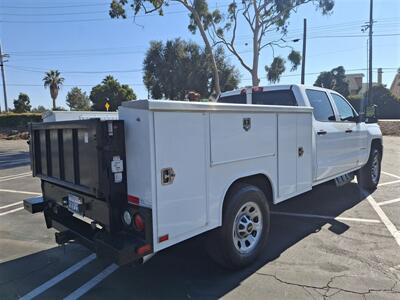 2017 Chevrolet Comm 3500 UTILITY  & ext tak w/pump! - Photo 1 - Santa Ana, CA 92703