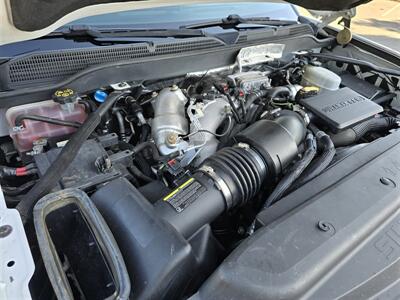 2017 Chevrolet Silverado 3500 SERVICE UTILITY 6.6L DURAMAX W/  ALLISON TRANS,LADDER RACKS! - Photo 28 - Santa Ana, CA 92703