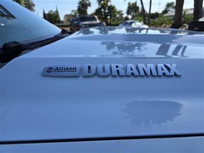 2017 Chevrolet Silverado 3500 SERVICE UTILITY 6.6L DURAMAX W/  ALLISON TRANS,LADDER RACKS! - Photo 19 - Santa Ana, CA 92703