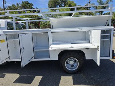 2003 Chevrolet 3500 UTILITY 6.0L GAS,11FT CTEC BED,LADDER RACK!   - Photo 2 - Santa Ana, CA 92703
