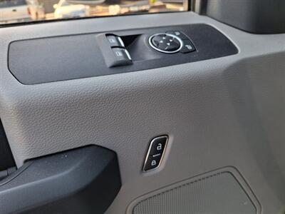 2019 Ford F-550 Super Duty XL 6.7L Diesel,12ft Service bed. - Photo 21 - Santa Ana, CA 92703