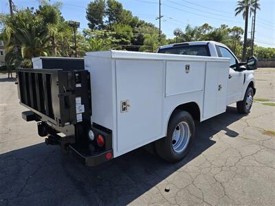 2019 Ford F350 XT Utility 6.2L Gas,1600LB Tommy power  lift gate! - Photo 1 - Santa Ana, CA 92703