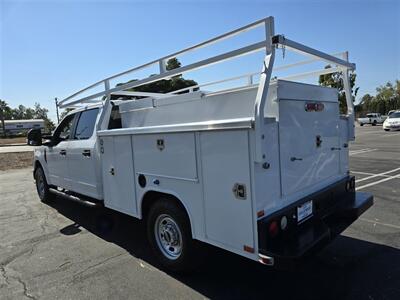 2022 Ford F-250 Super Duty Utility 6.7L Diesel, Enclosed Jumbo Harbor bed,  Ladder racks. - Photo 6 - Santa Ana, CA 92703