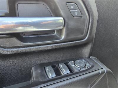 2022 Chevrolet Silverado 2500HD Work Truck Utility 6.6L Gas,ONLY 18K MILES. KNAPHEIDE BED! - Photo 17 - Santa Ana, CA 92703