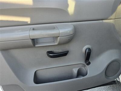 2008 Chevrolet Silverado 3500HD Utility, 9ft Scelzi bed,ONLY 100K MILES,  6 NEW TIRES! - Photo 18 - Santa Ana, CA 92703