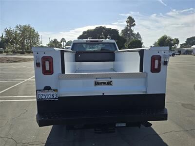 2022 Chevrolet Silverado 2500HD Work Truck Utility 6.6L Gas,Knapheide enclosed bed   - Photo 6 - Santa Ana, CA 92703
