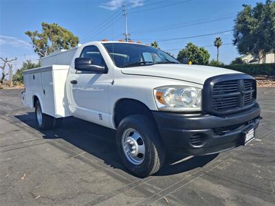 2009 Dodge Ram 3500 SLT  Jumbo Enclosed Royal bed! - Photo 4 - Santa Ana, CA 92703