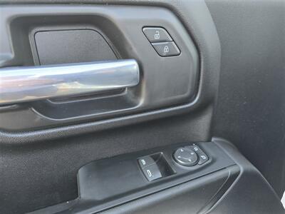 2022 GMC Sierra 2500 HD PRO Utility 6.6L gas,8ft Royal bed! - Photo 17 - Santa Ana, CA 92703