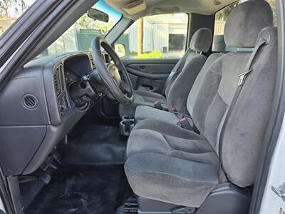 2005 GMC SIERRA 2500 HD UTILITY 6.0L GAS, NEW TIRES,  RECONDITIONED! - Photo 8 - Santa Ana, CA 92703