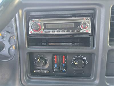 2005 GMC SIERRA 2500 HD UTILITY 6.0L GAS, NEW TIRES,  RECONDITIONED! - Photo 9 - Santa Ana, CA 92703