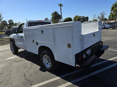 2005 GMC SIERRA 2500 HD UTILITY 6.0L GAS, NEW TIRES,  RECONDITIONED! - Photo 6 - Santa Ana, CA 92703