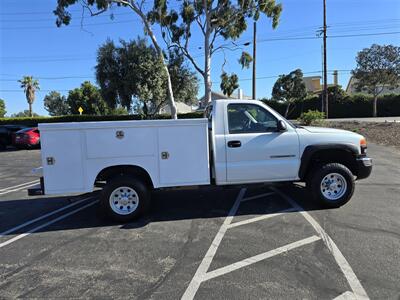 2005 GMC SIERRA 2500 HD UTILITY 6.0L GAS, NEW TIRES,  RECONDITIONED! - Photo 4 - Santa Ana, CA 92703